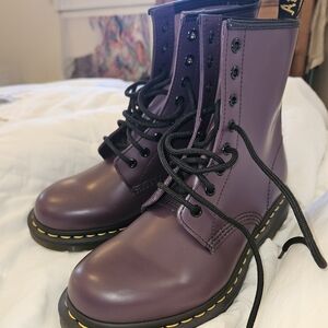 Dr. Marten Women's Boots Never Worn Size 9